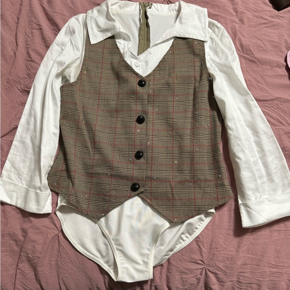 Weissman LC “Step in time” 2 piece w hat